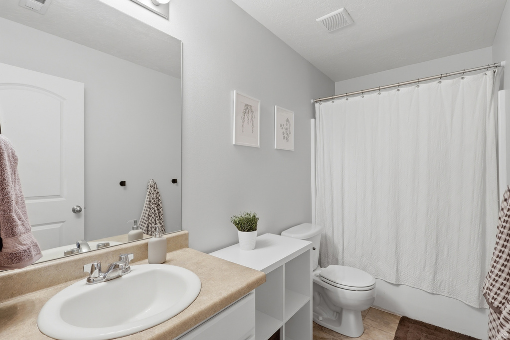 2309 E HITCHING POST DR Eagle Mountain, UT 84005