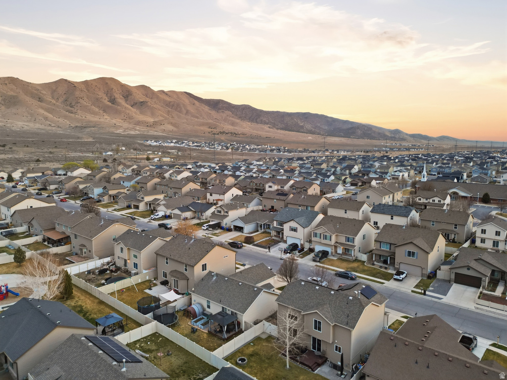 2309 E HITCHING POST DR Eagle Mountain, UT 84005