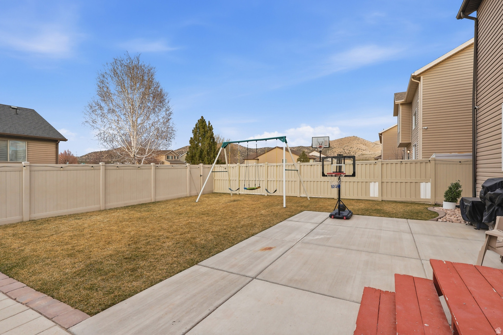 2309 E HITCHING POST DR Eagle Mountain, UT 84005