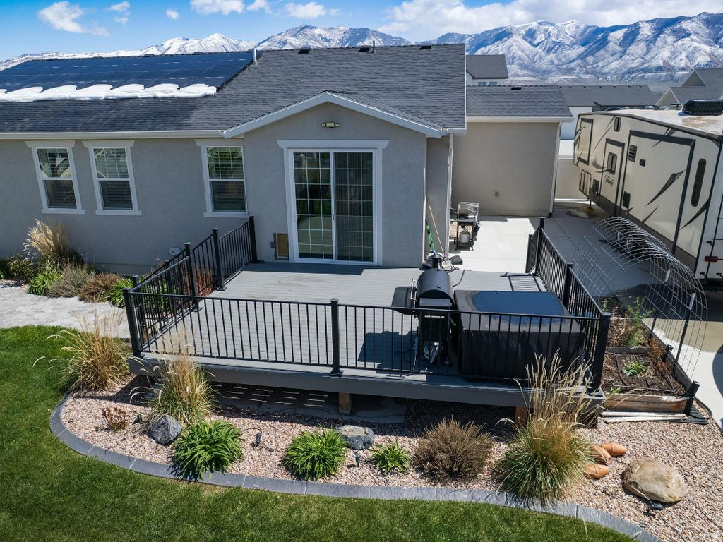 5647 KESTREL LN Stansbury Park, UT 84074