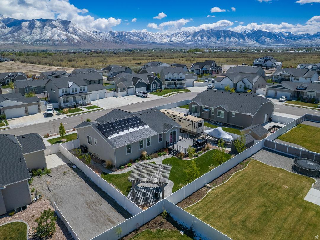 5647 KESTREL LN Stansbury Park, UT 84074
