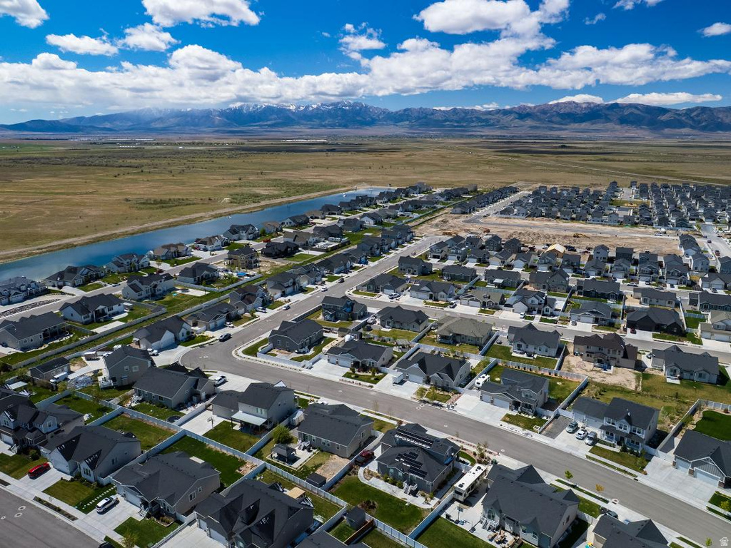 5647 KESTREL LN Stansbury Park, UT 84074