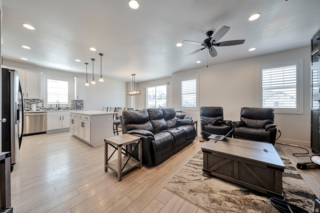 5647 KESTREL LN Stansbury Park, UT 84074