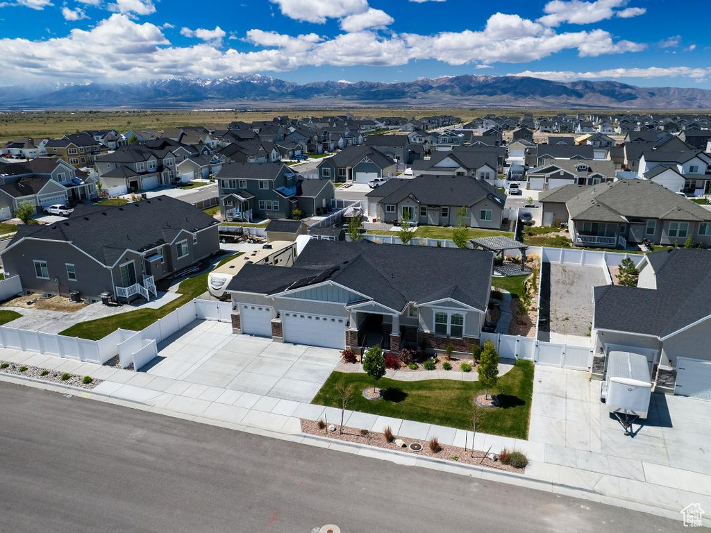 5647 KESTREL LN Stansbury Park, UT 84074