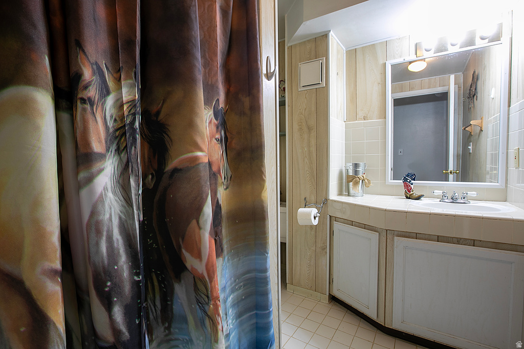 16 N TAYLOR RD Grantsville, UT 84029