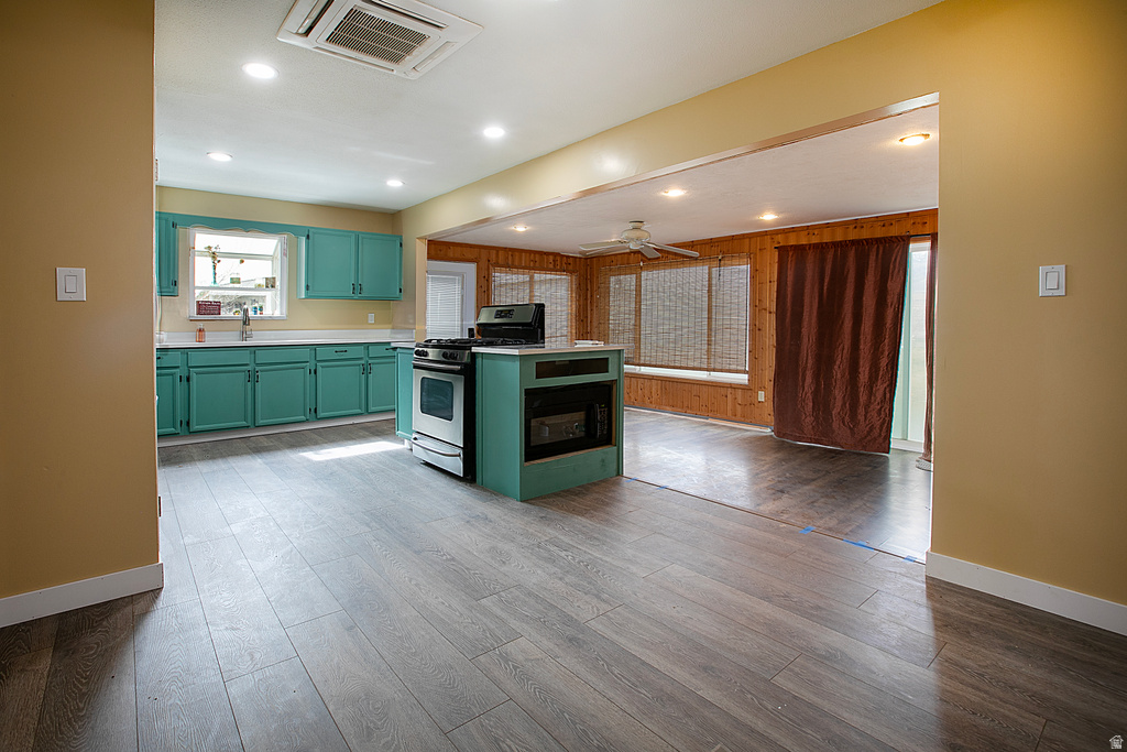 16 N TAYLOR RD Grantsville, UT 84029