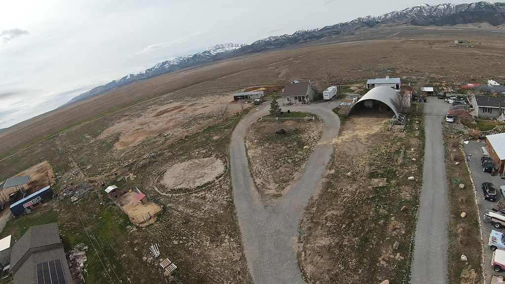 16 N TAYLOR RD Grantsville, UT 84029