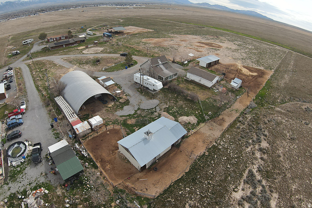 16 N TAYLOR RD Grantsville, UT 84029