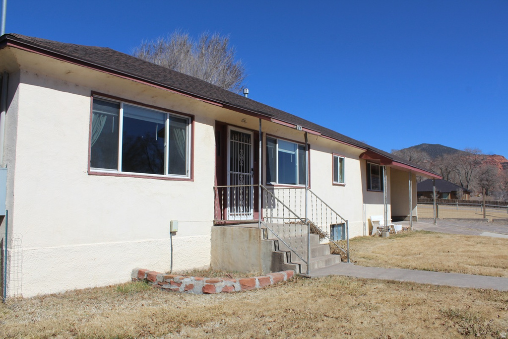 105 E MAIN ST Bicknell, UT 84715