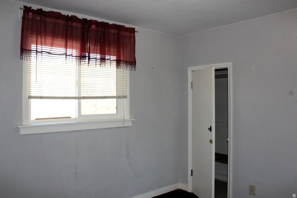 105 E MAIN ST Bicknell, UT 84715