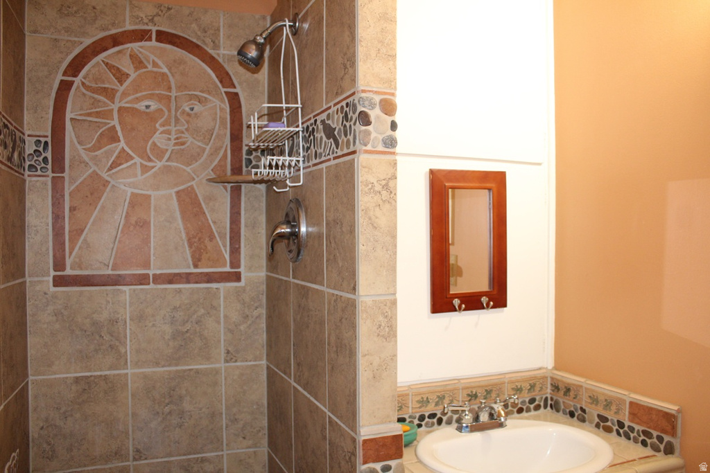 105 E MAIN ST Bicknell, UT 84715