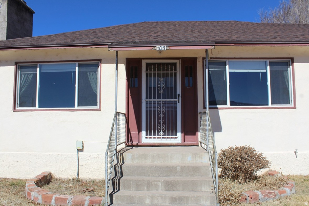 105 E MAIN ST Bicknell, UT 84715