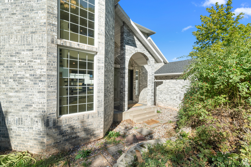 6124 OSMOND DR South Ogden, UT 84403