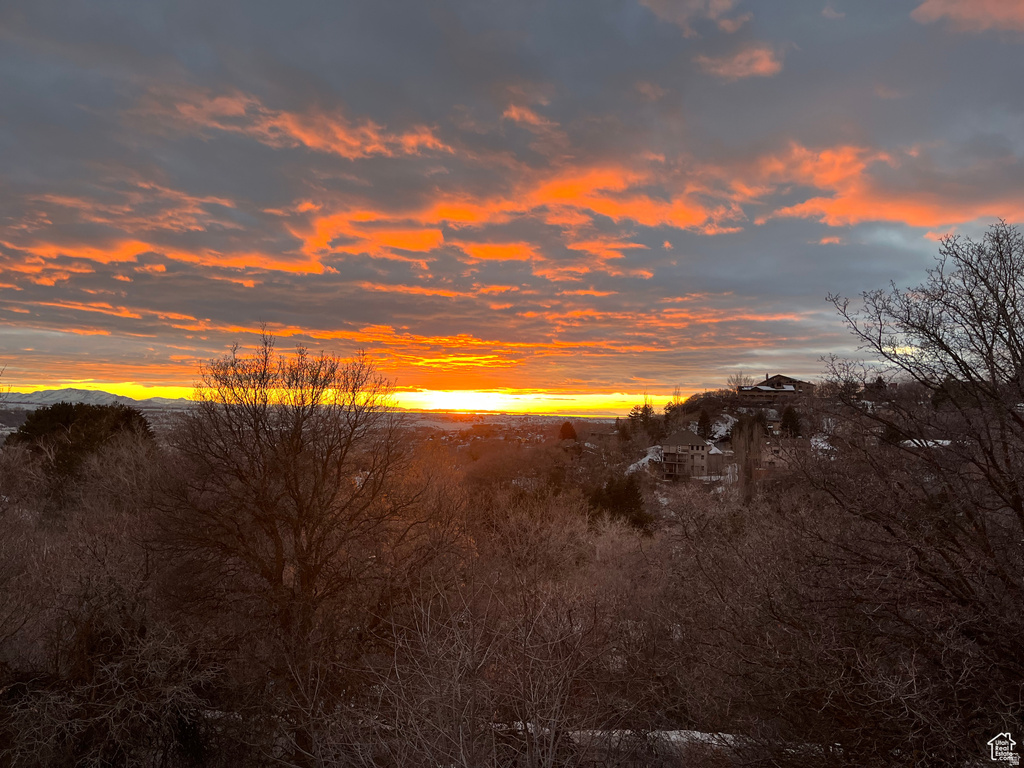 6124 OSMOND DR South Ogden, UT 84403