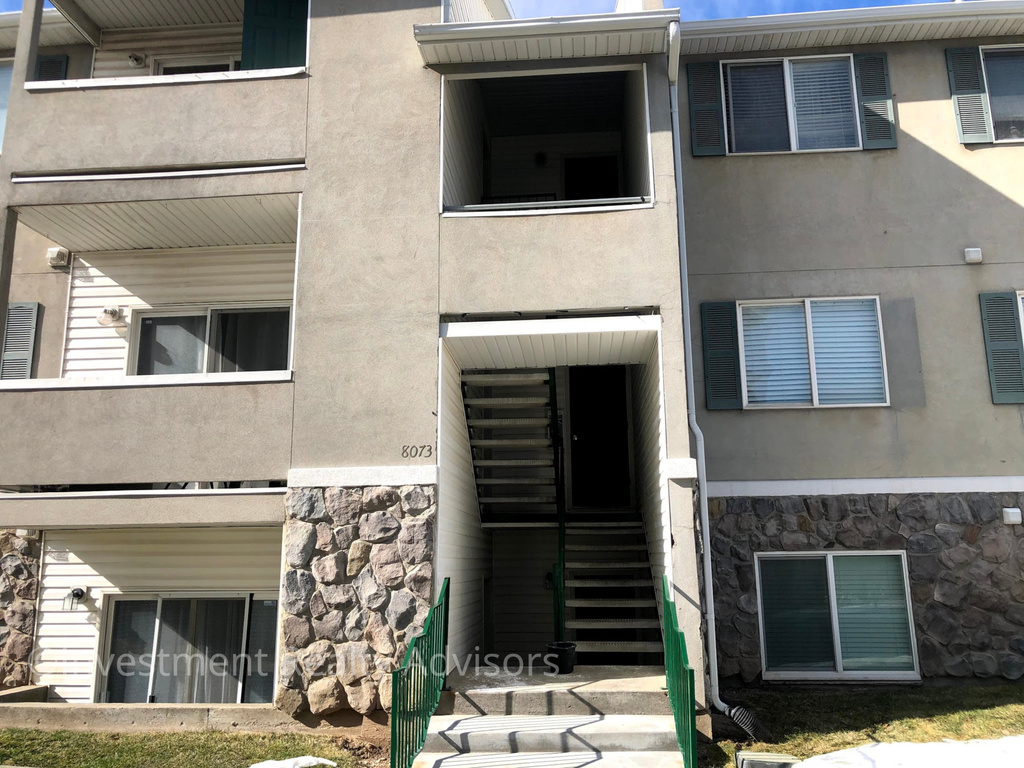 8073 W COPPERFIELD PL #31 Magna, UT 84044