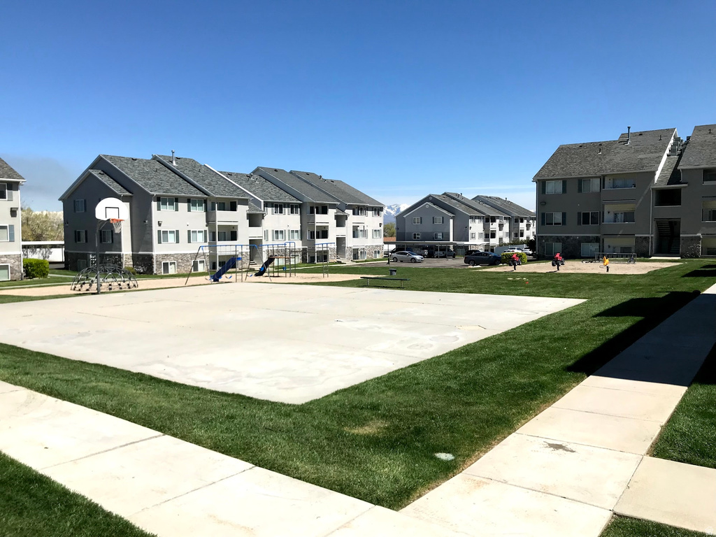 8073 W COPPERFIELD PL #31 Magna, UT 84044