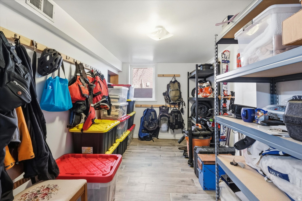 661 N 300 E Logan, UT 84321