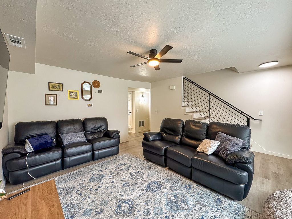 240 E 2230 ST #7 Provo, UT 84604