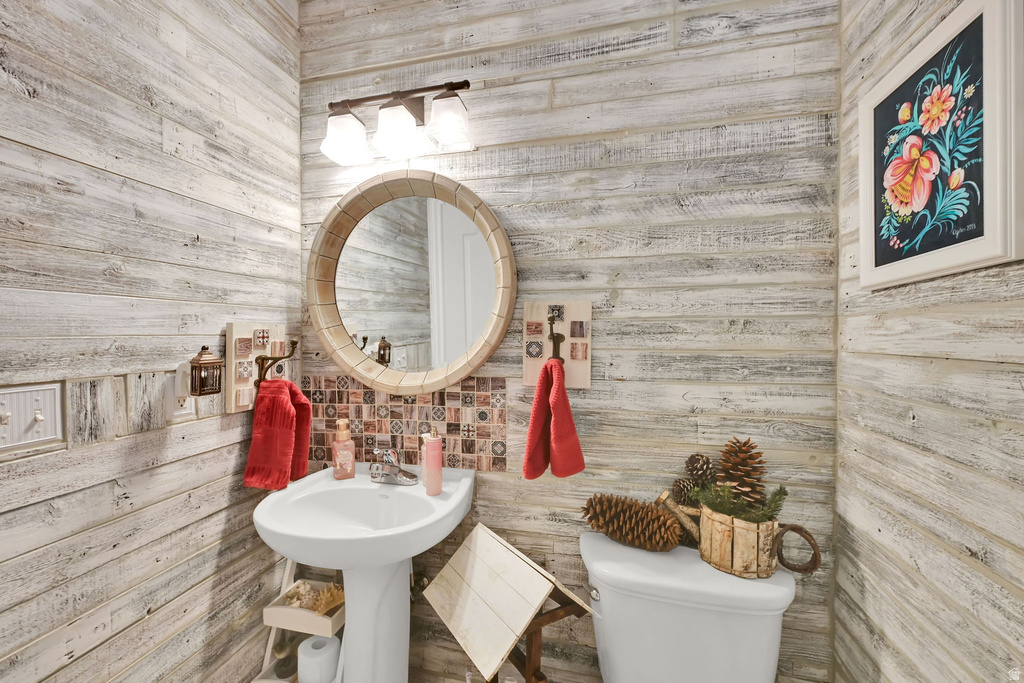 1441 BROOKSHIRE DR Syracuse, UT 84075