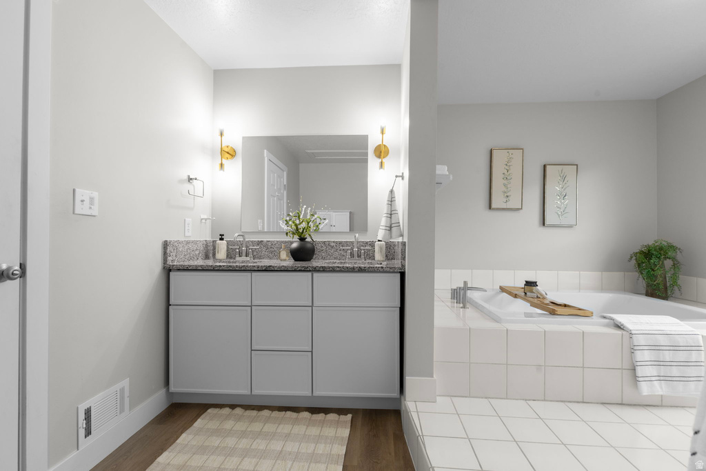 7886 S 2100 E South Weber, UT 84405