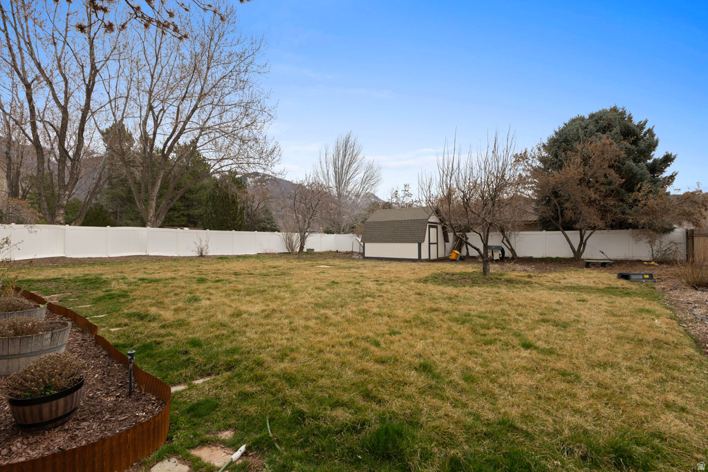 7886 S 2100 E South Weber, UT 84405