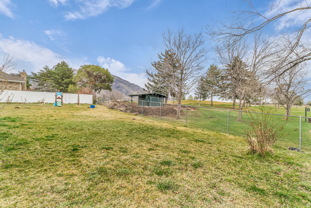 5175 11000 N Highland, UT 84003