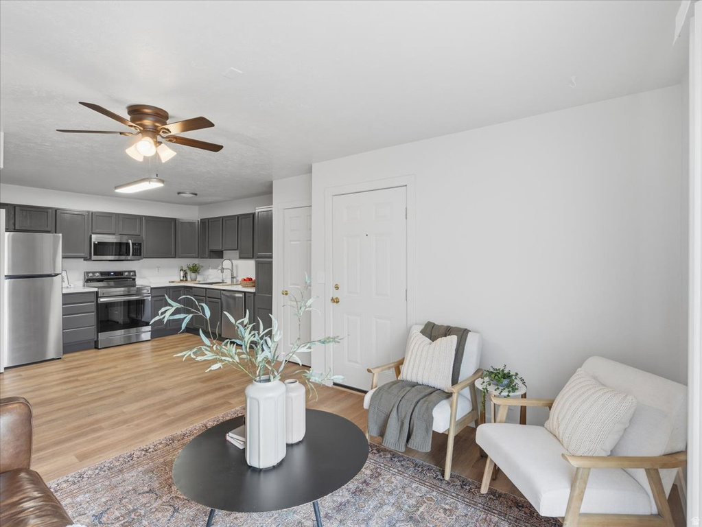 8065 W COPPERFIELD PL #21 Magna, UT 84044