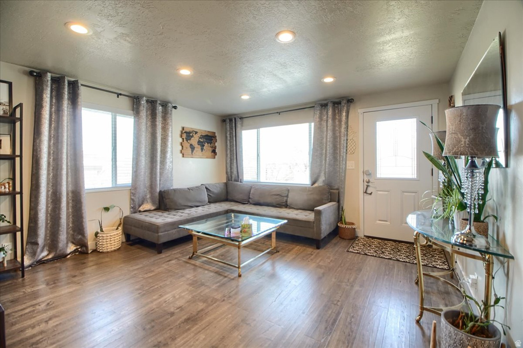 1555 E RUSHTON ST Ogden, UT 84401