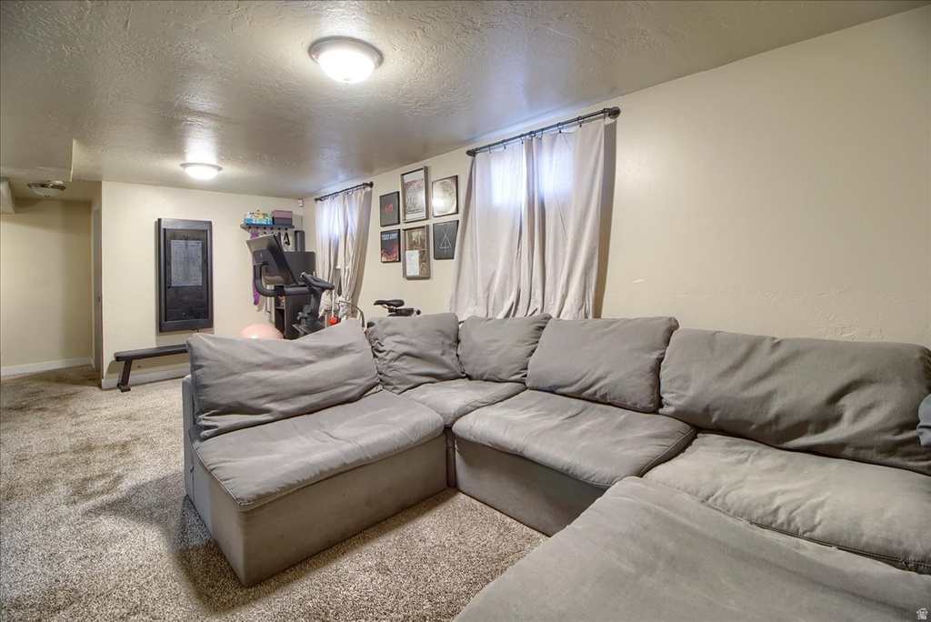 1555 E RUSHTON ST Ogden, UT 84401