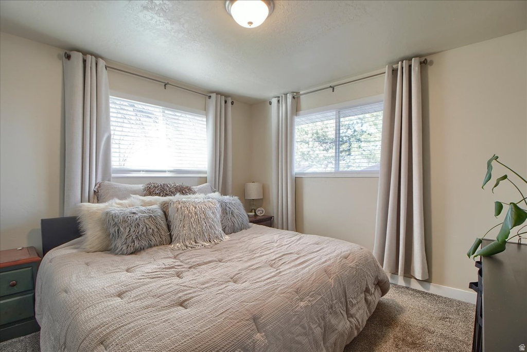 1555 E RUSHTON ST Ogden, UT 84401