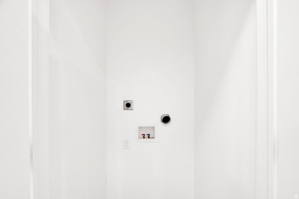 2186 N 525 W Layton, UT 84041