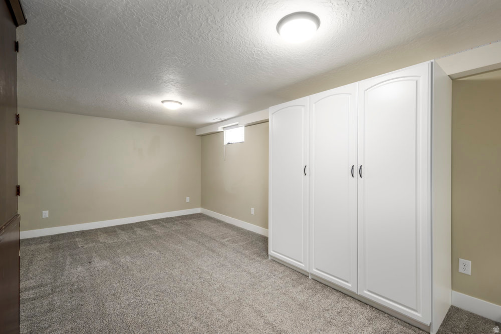 181 E 9180 S Sandy, UT 84070