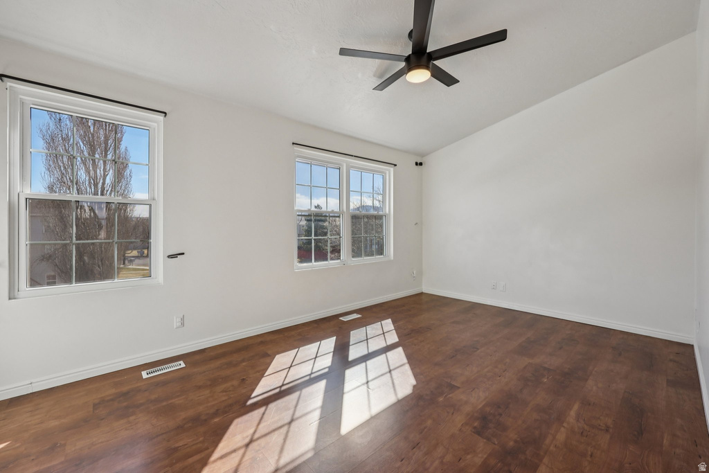 5704 W BRAEMAR CT West Valley City, UT 84128