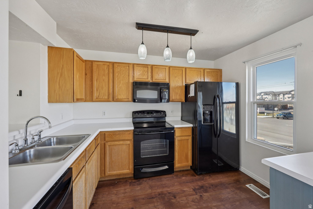 5704 W BRAEMAR CT West Valley City, UT 84128