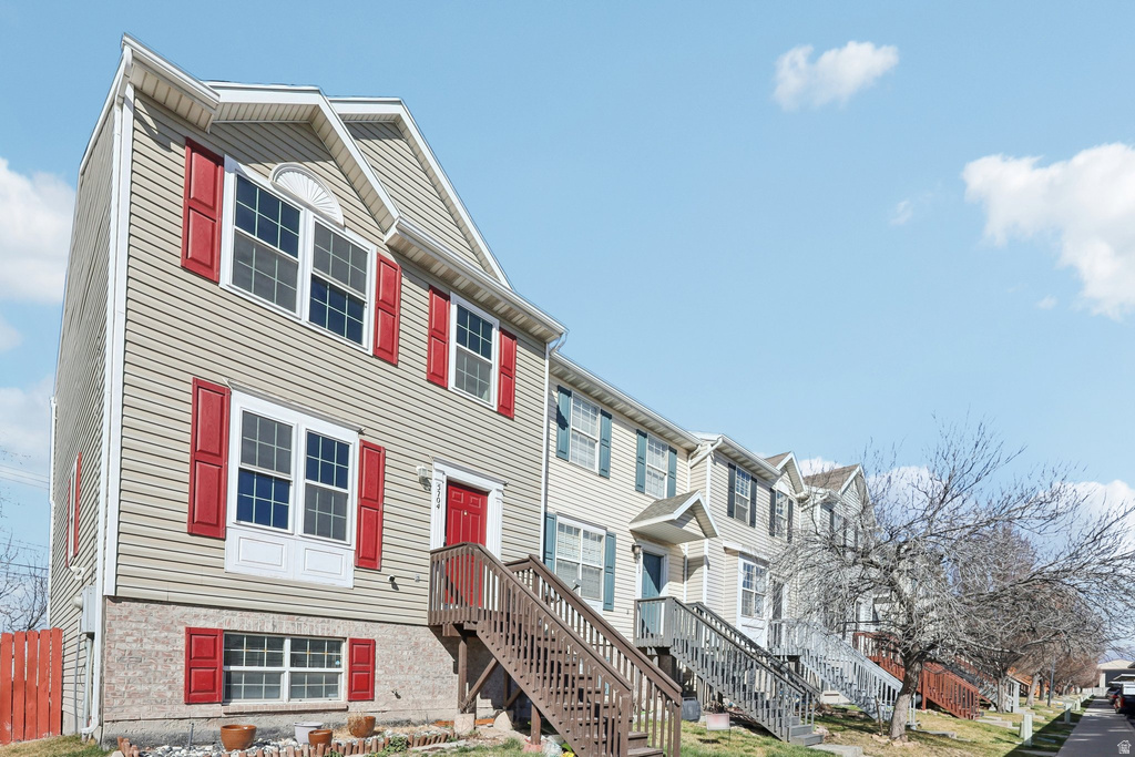 5704 W BRAEMAR CT West Valley City, UT 84128