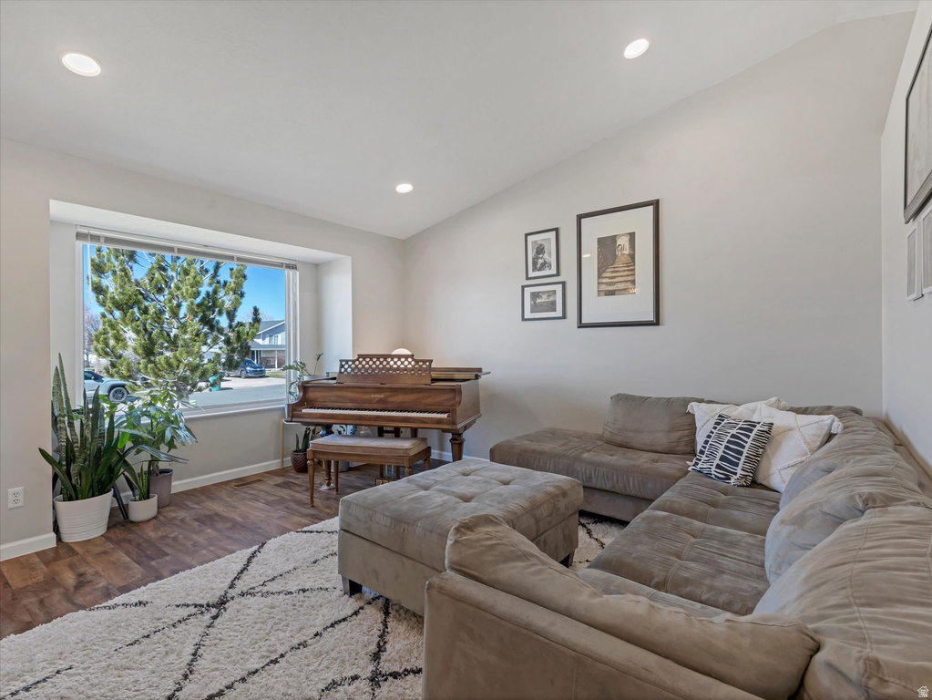 2386 N 800 W Layton, UT 84041