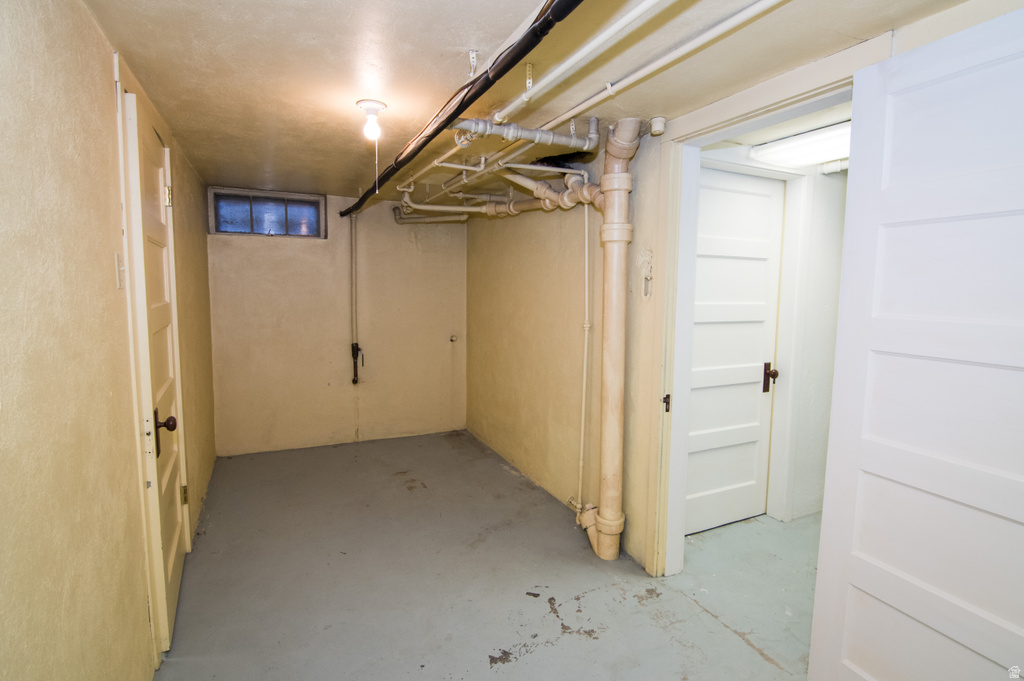 109 N MAIN Springville, UT 84663