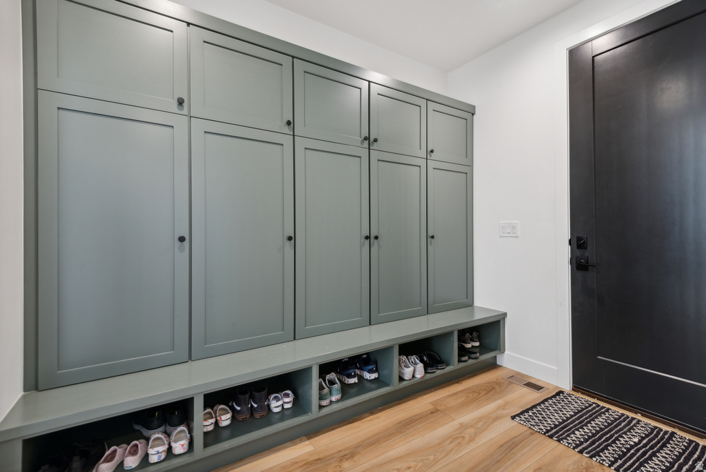 3582 S GARIBALDI WAY Saratoga Springs, UT 84045