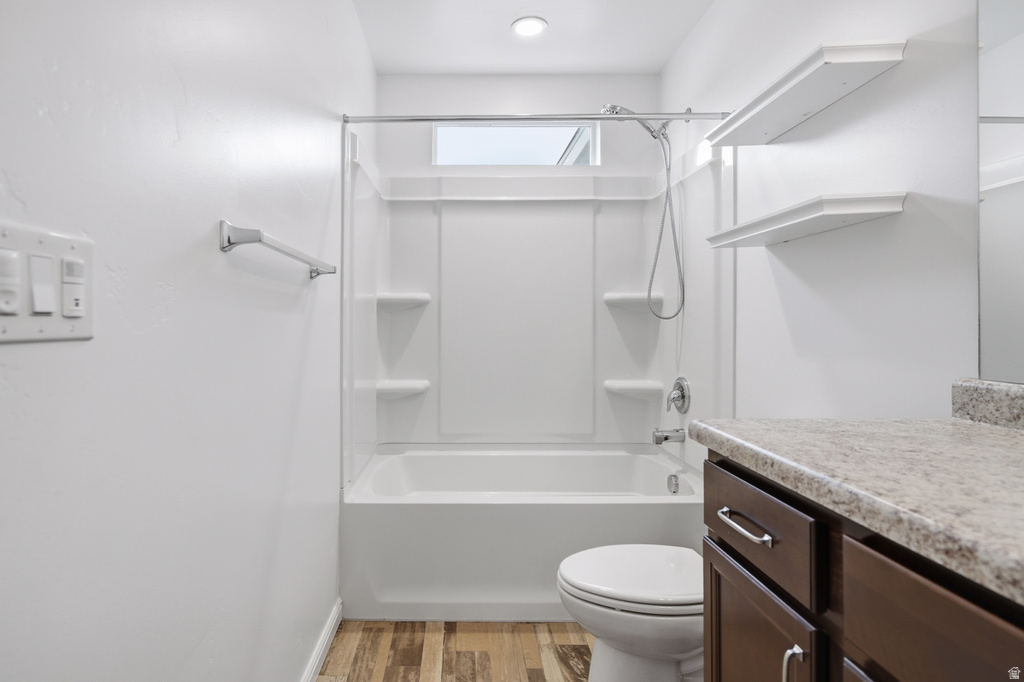 572 S SILVERMOON LN Saratoga Springs, UT 84045