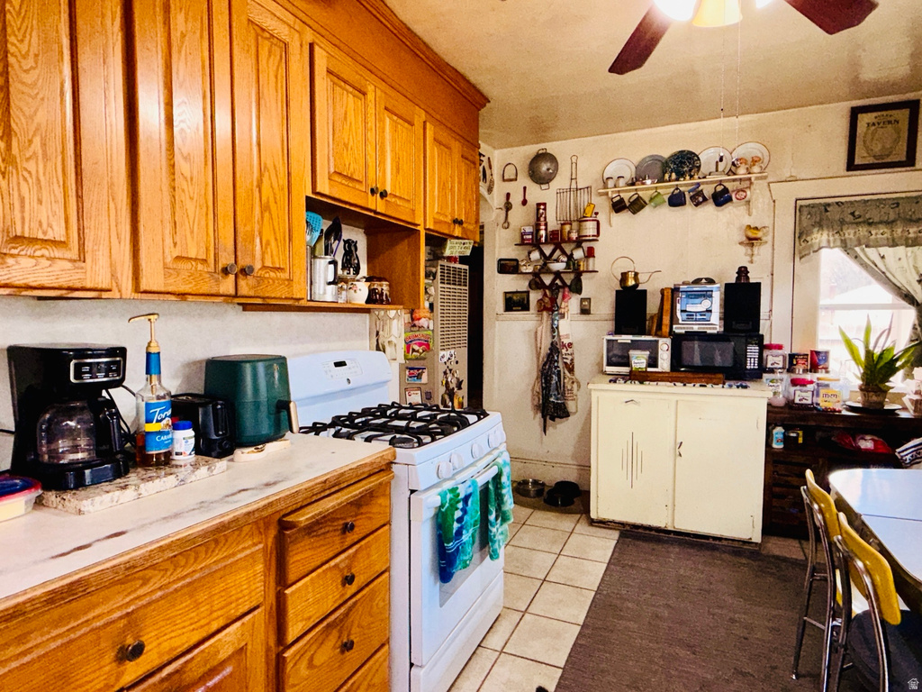 393 W CENTER ST Springville, UT 84663