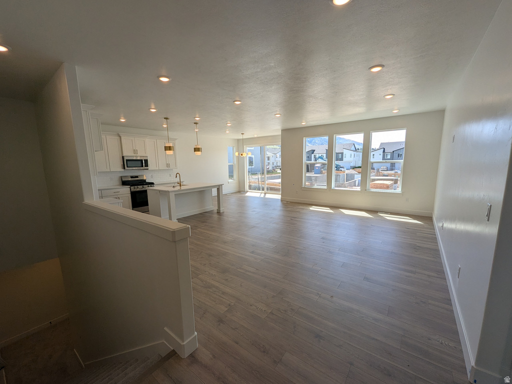 192 E 610 N Providence, UT 84332