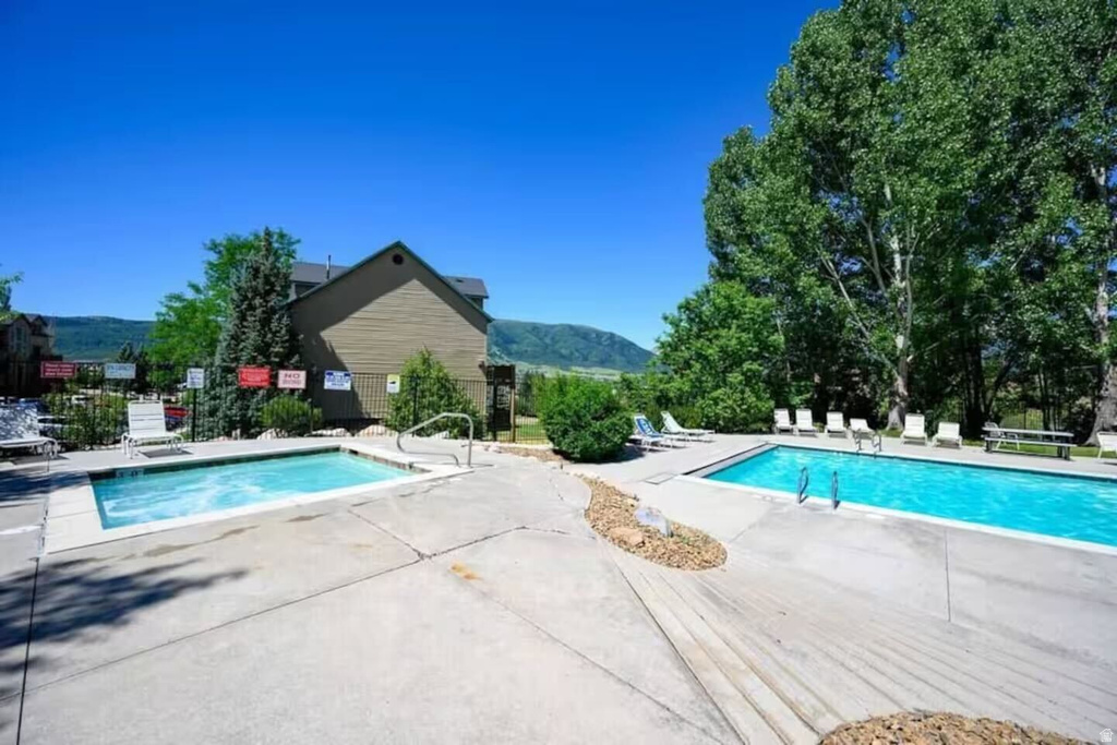 3555 N FOX RUN DR #303 Eden, UT 84310