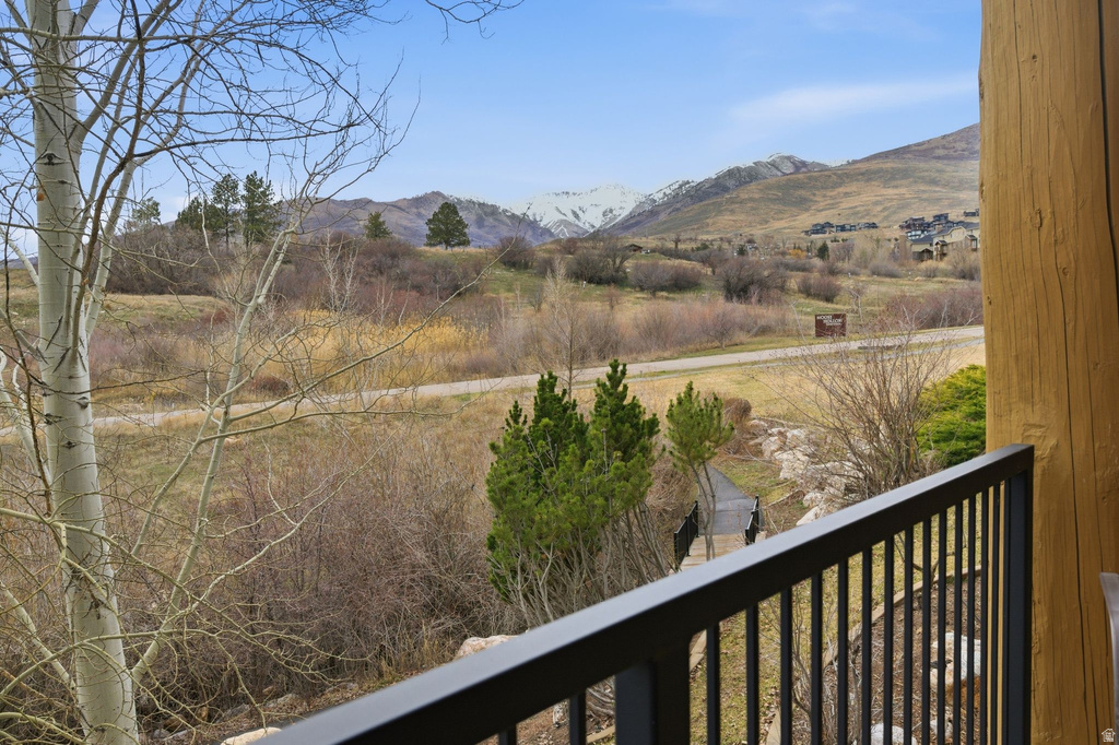 3555 N FOX RUN DR #303 Eden, UT 84310