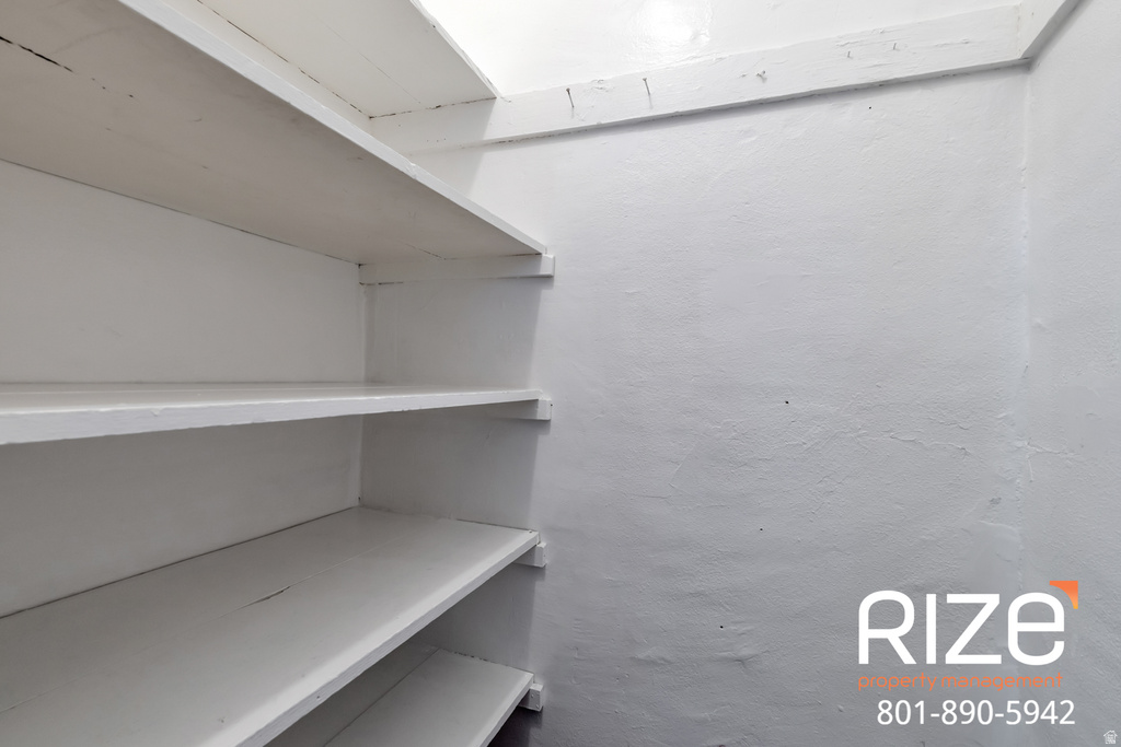 3173 S STEPHENS AVE Ogden, UT 84401