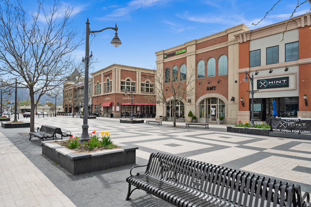 2240 E LANEY AVE #203 Holladay, UT 84117