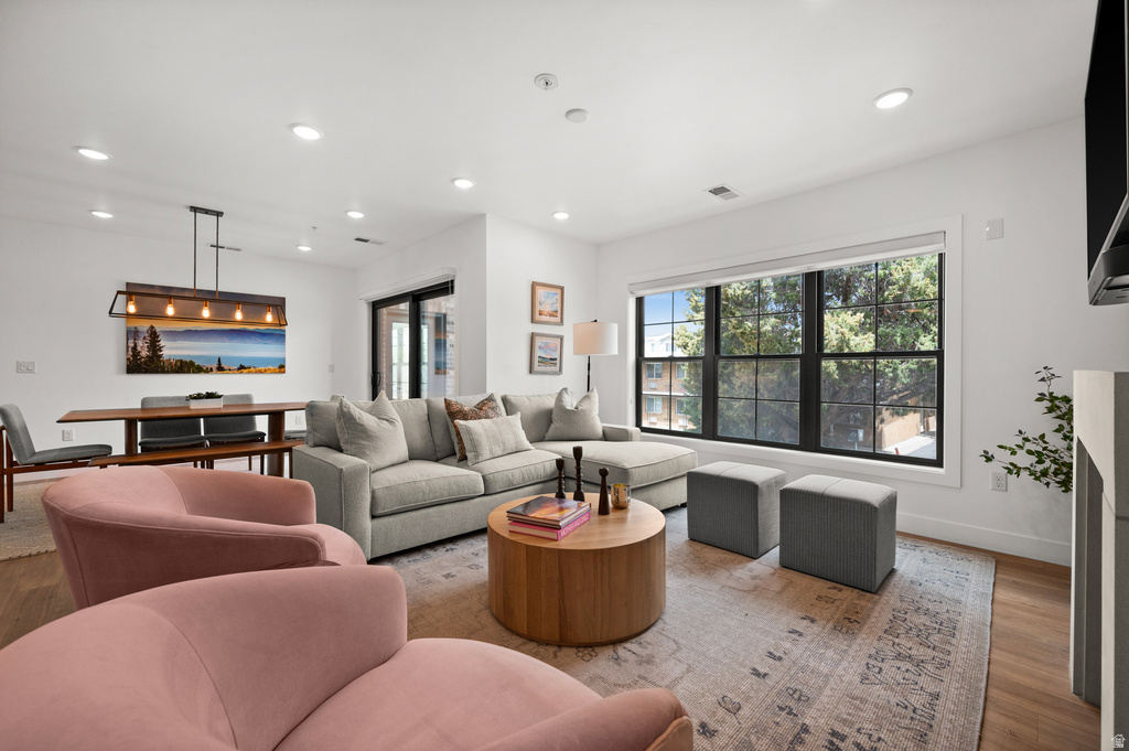 2240 E LANEY AVE #203 Holladay, UT 84117