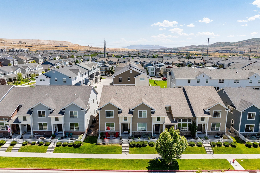 1034 W NARROWS LN Bluffdale, UT 84065