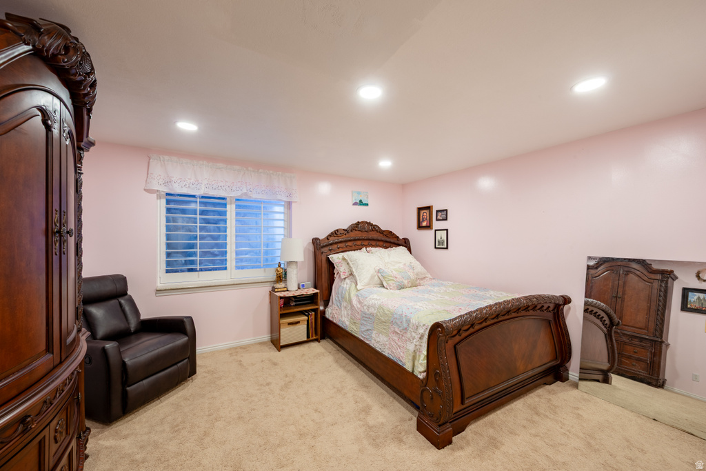 5843 W AVONMORE CIR Highland, UT 84003