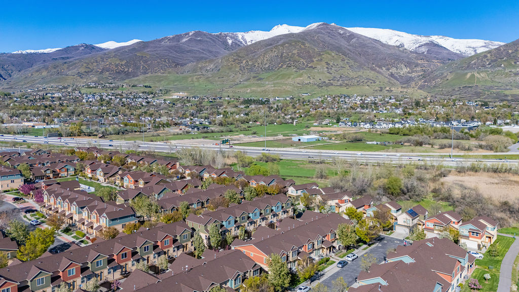 936 W SPRING CREEK LN Farmington, UT 84025