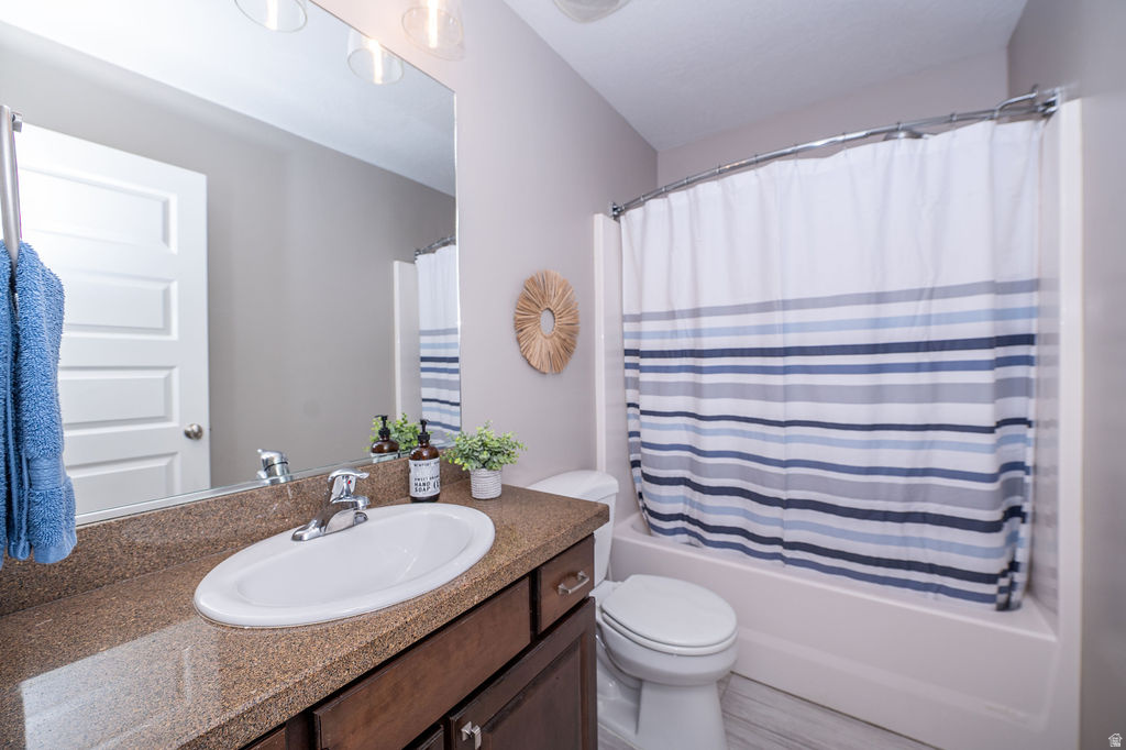 936 W SPRING CREEK LN Farmington, UT 84025